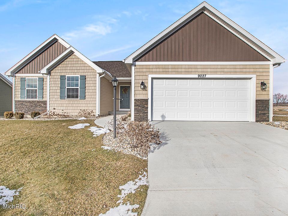 1st image of 9227 Cottage Bnd #30