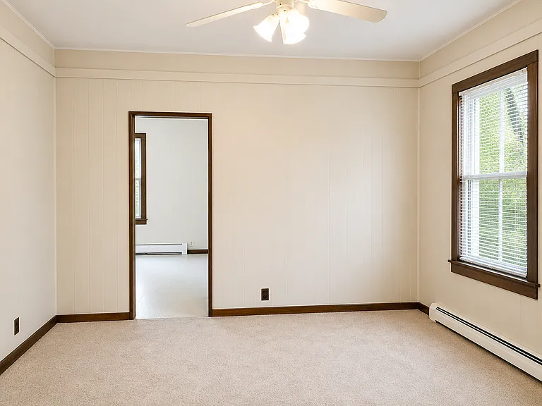 5 Madison Street — Photo 2