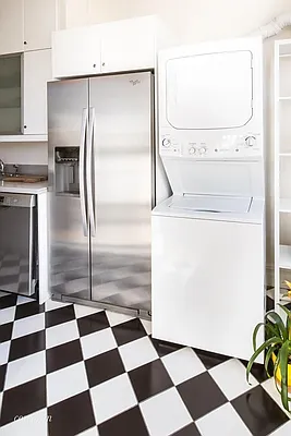 Sold by Corcoran | media 6