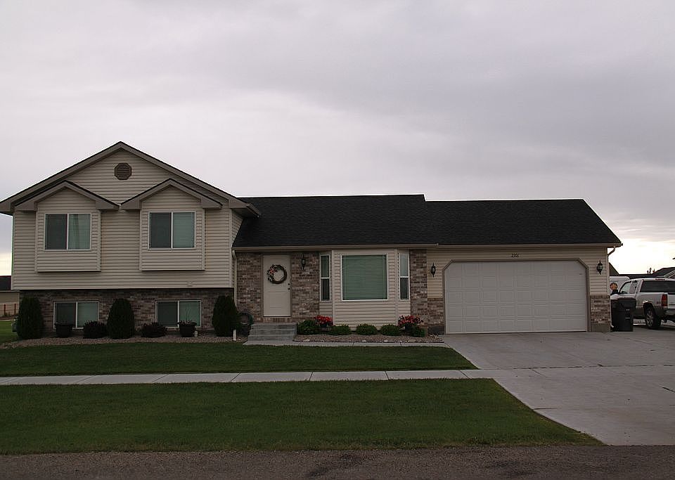 1st image of 2101 N Edmiston Dr