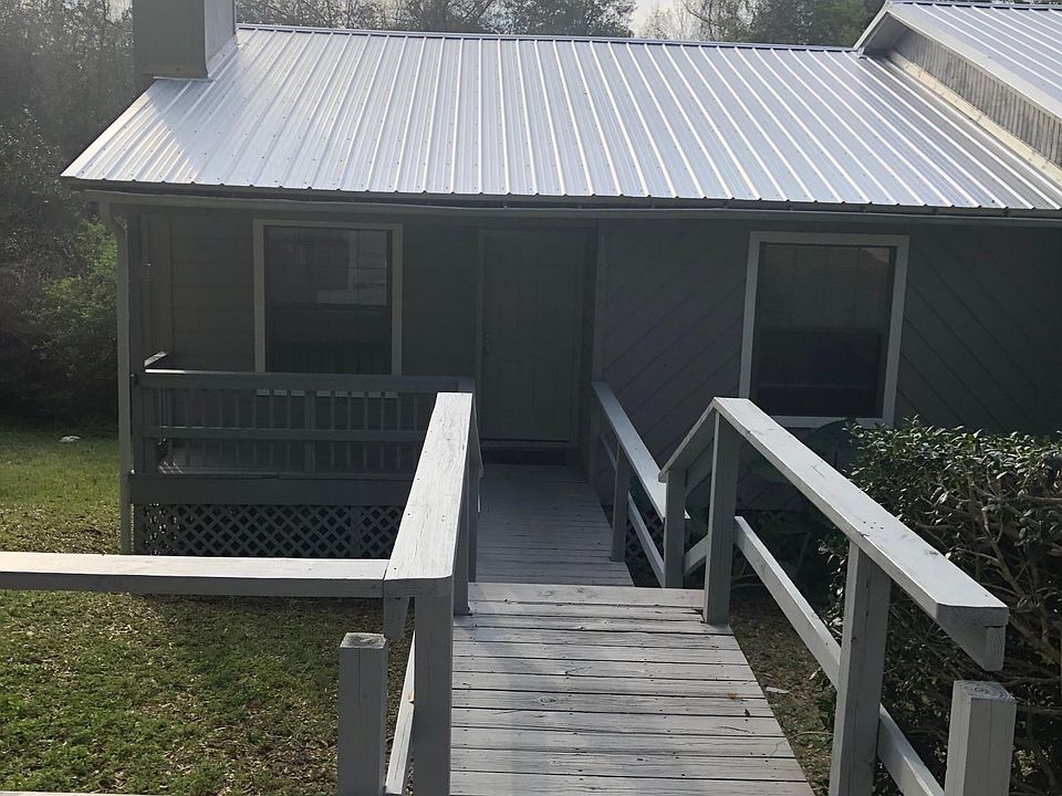 1st image of 1318 Burgess Dr