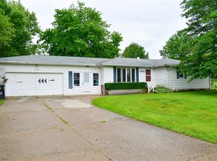 2568 Chapel Rd, Jefferson, OH 44047