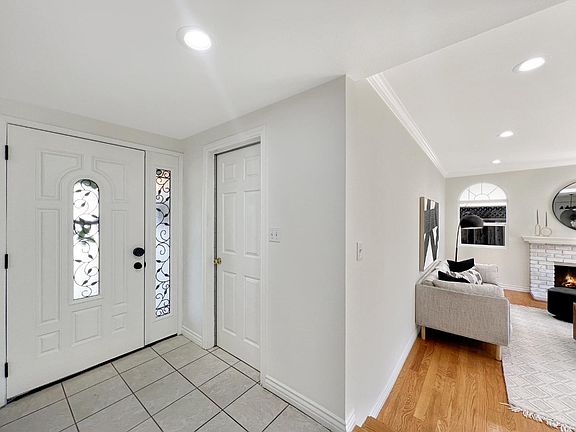 4th image of 1216 Monica Ln
