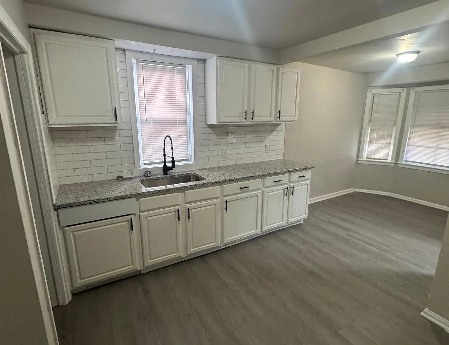 3 bed, 1.0 bath, 849 sqft, $1,450 — Photo 3