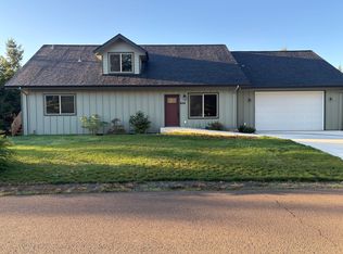 658 SW Cedar St, Mill City, OR 97360