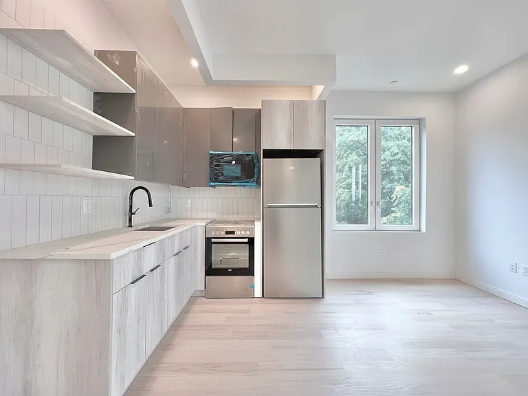 308 Linden Blvd #4A — Photo 4