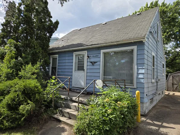 217 Wilbur St SE, Wyoming, MI 49548