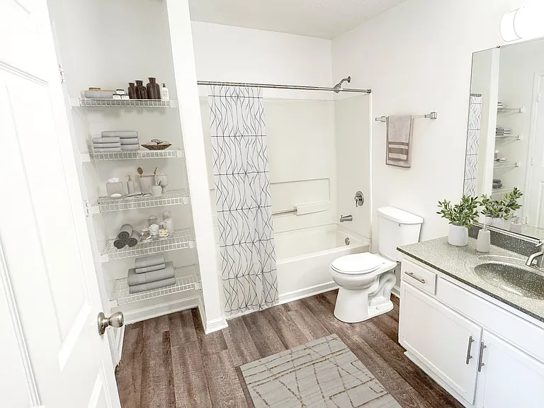 Northstone Apartments — Photo 5