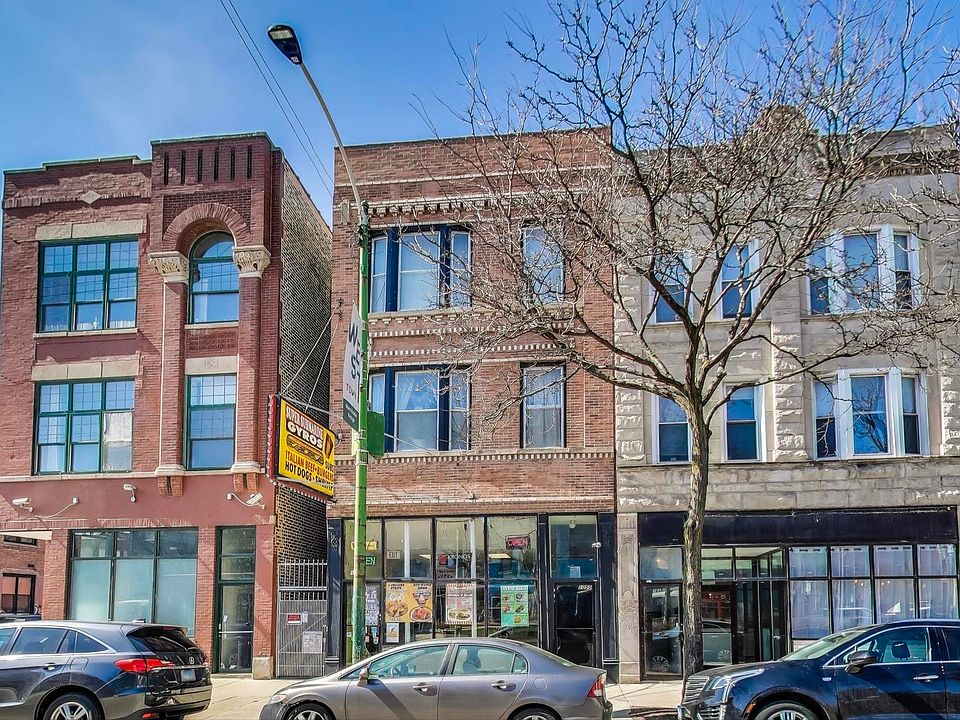 1st image of 1050 N Ashland Ave
