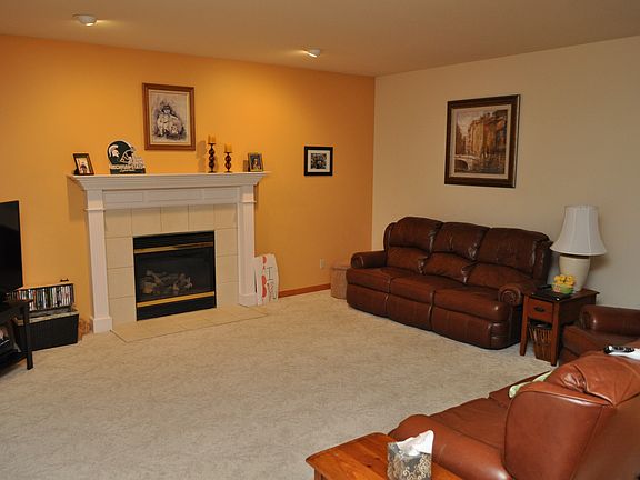 4th image of 10196 E Lippincott Blvd