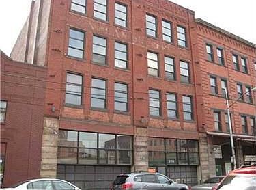 2nd image of 2106 Penn Ave