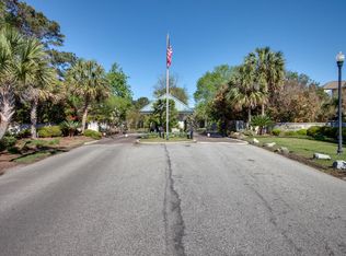 1597 Headquarters Plantation Dr, Johns Island, SC 29455