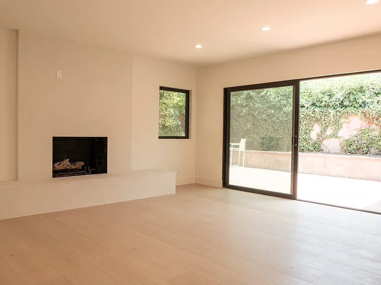 13141 Rose Ave — Photo 10