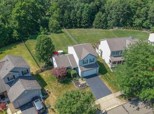 489 Streamwater Dr, Blacklick, OH 43004
