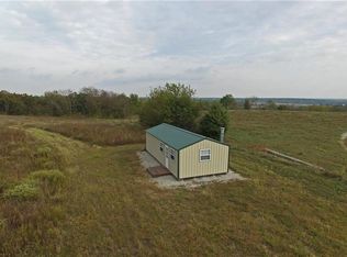 Key Ave, Jameson, MO 64647