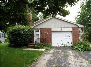 311 W Graham St, Kentland, IN 47951