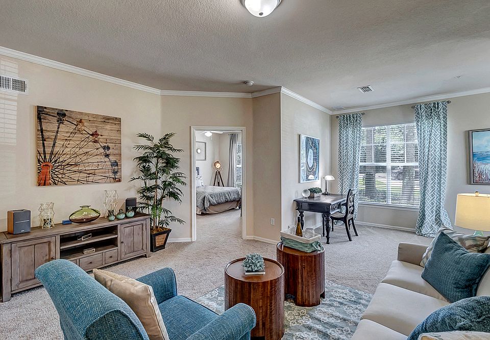 Oversized Living Room