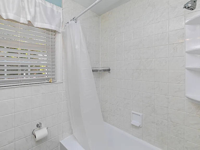 941 Evergreen Ave — Photo 33