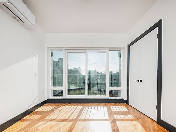 4th image of 1407 Flatbush Ave #306