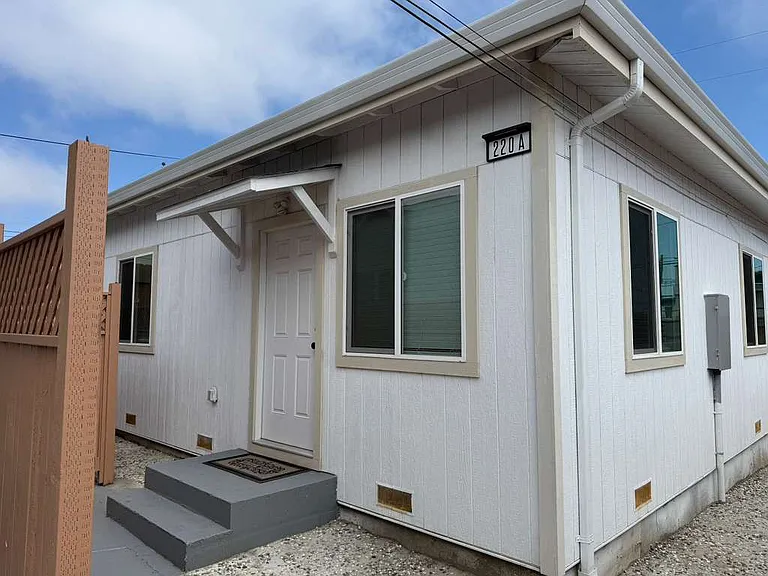 220 Sequoia Ave — Photo 13