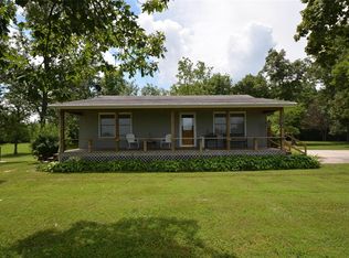 1140 Elm Tree Rd, Troy, MO 63379