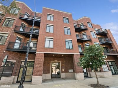 1890 N Milwaukee Ave APT 3C, Chicago, IL, 60647