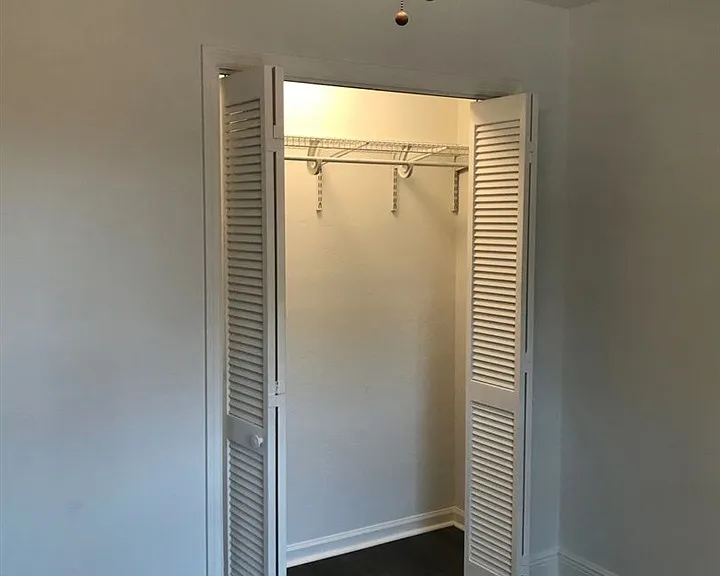 156 Locke St #C — Photo 5