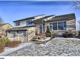 205 Roosevelt Cir, Ephrata, PA 17522