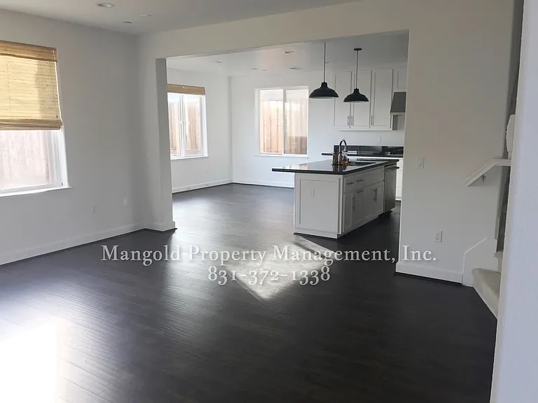 2726 Bungalow Dr — Photo 6