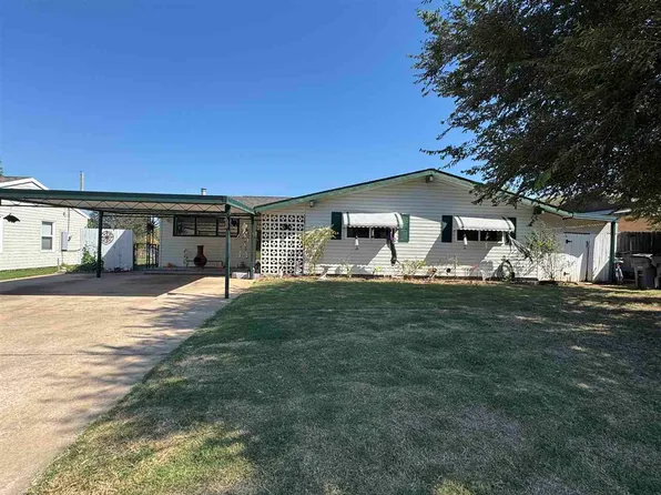 2313 NW 30th St, Lawton, OK 73505