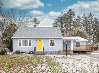 10 Appleridge St, Baldwinsville, NY 13027