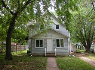 4028 8th St, Des Moines, IA 50313
