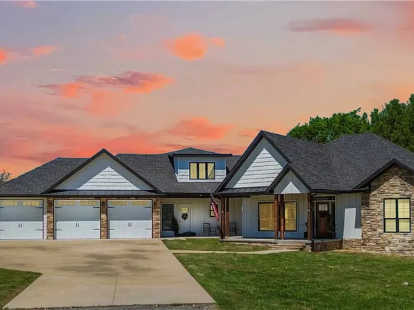 11191 Pickett Ridge Rd, Prairie Grove, AR 72753