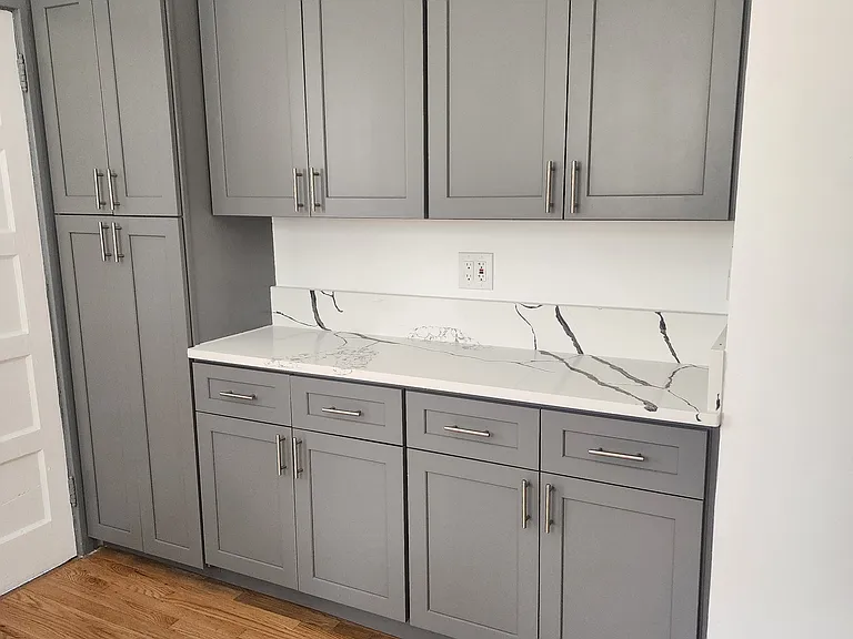 32 Euclid Ave #1 — Photo 2