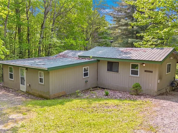 9392 Bronson Rd, Wayland, NY 14572
