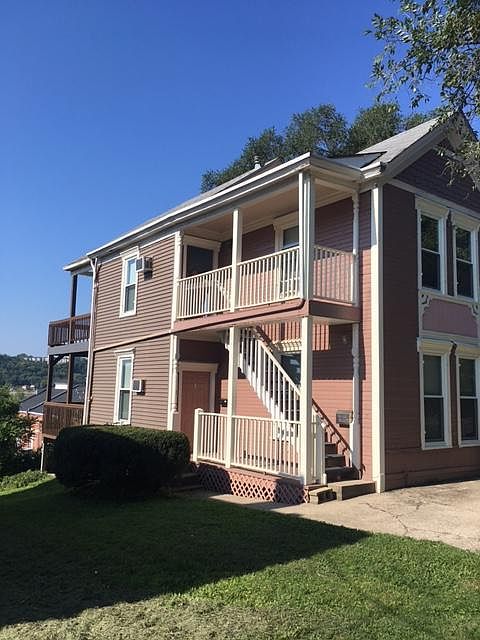 1st image of 2843 Hoff Ave Floor 1