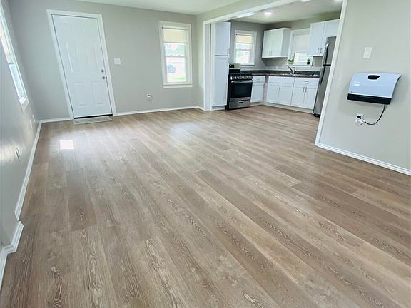 3rd image of 2311 Avenue C