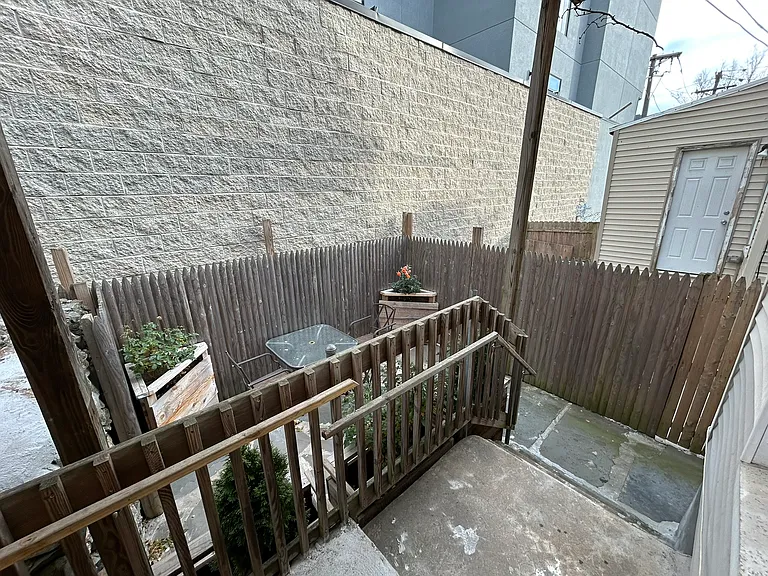 258 Fairmount Ave #1 — Photo 8