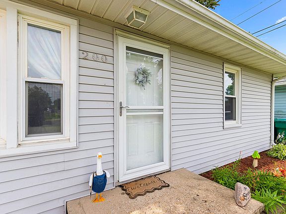 3rd image of 200 Racill Ct