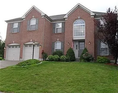 6368 Hedgerow Dr photo 1