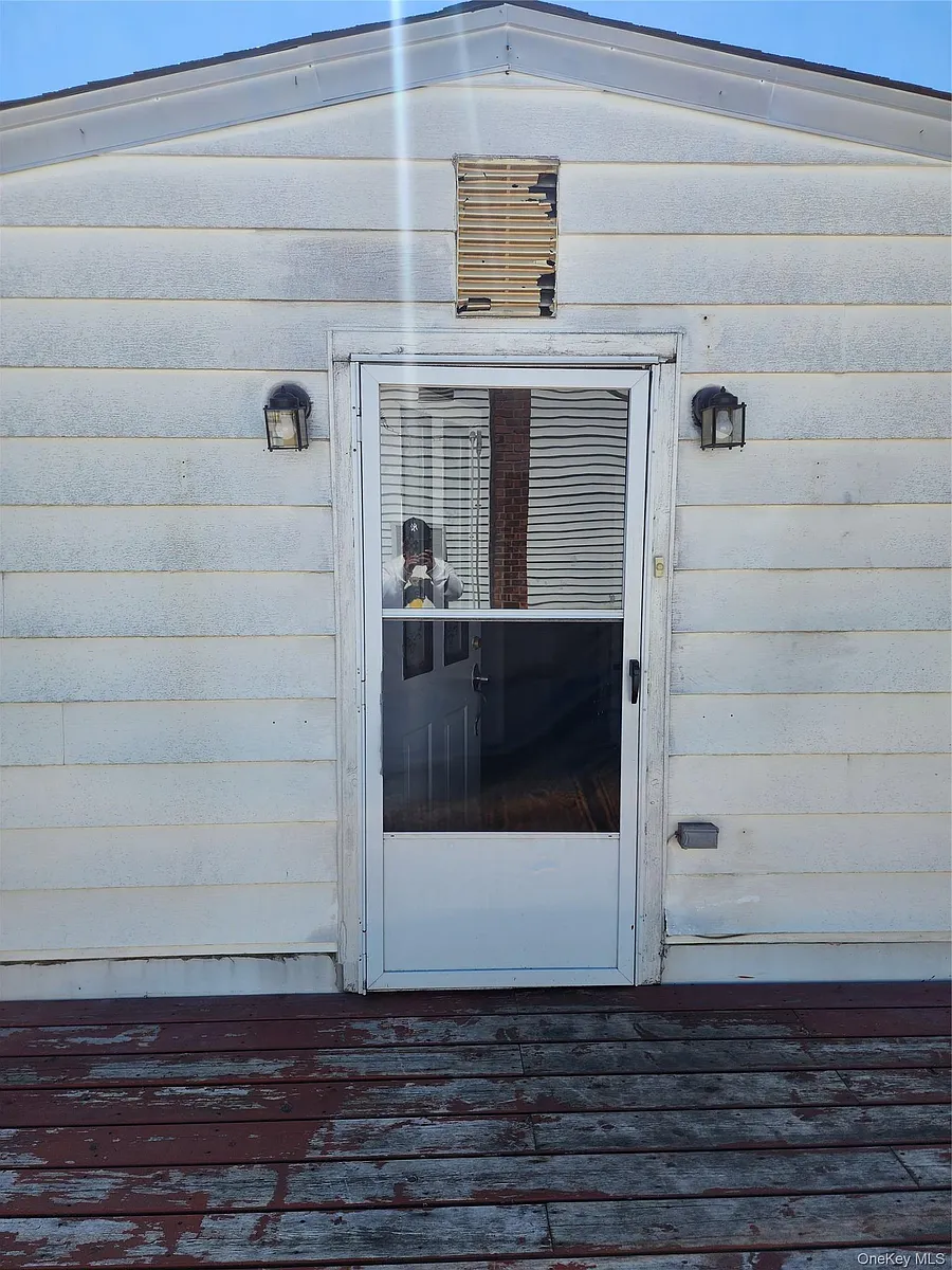Building Photo - 441 Morris Dr