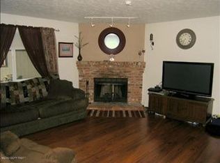 2643 Bryant Cir, Anchorage, AK 99507