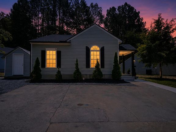 3rd image of 1121 Kendall Dr