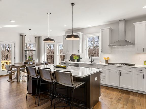 Large Windows that Let the Light In