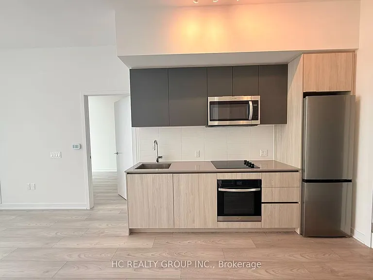 5858 Yonge St #Penthouse 25 — Photo 8