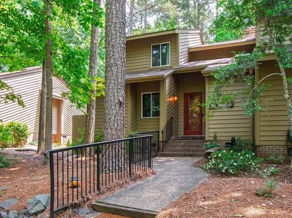 60 Stoneridge Rd, Durham, NC 27705