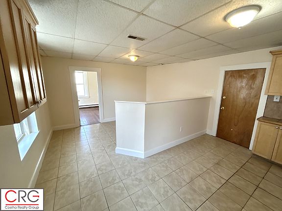 4th image of 31 Elmwood St APT 1