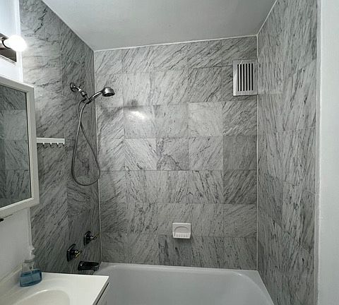 4th image of 5 Schenck Ave APT 3J
