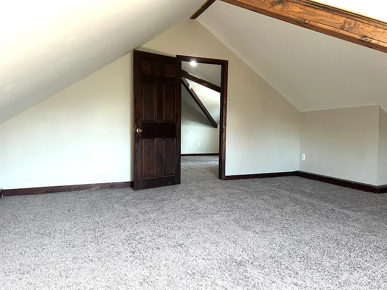 31 Worrall Ave #2 — Photo 11