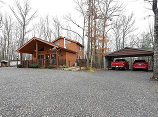 411 Pine Woods Dr, Blairsville, GA 30512